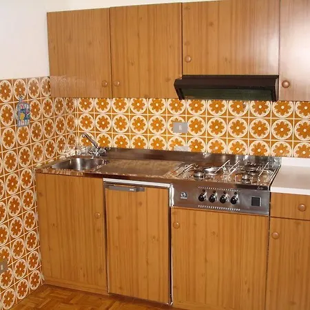 Mirage Apartmanhotel Oga