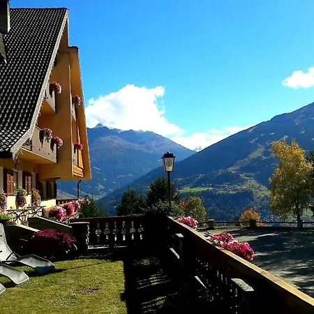 Aparthotel Mirage 3*